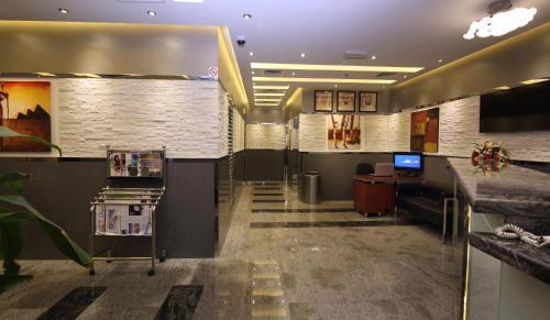 Oasis Deira Hotel Dubai Exterior foto